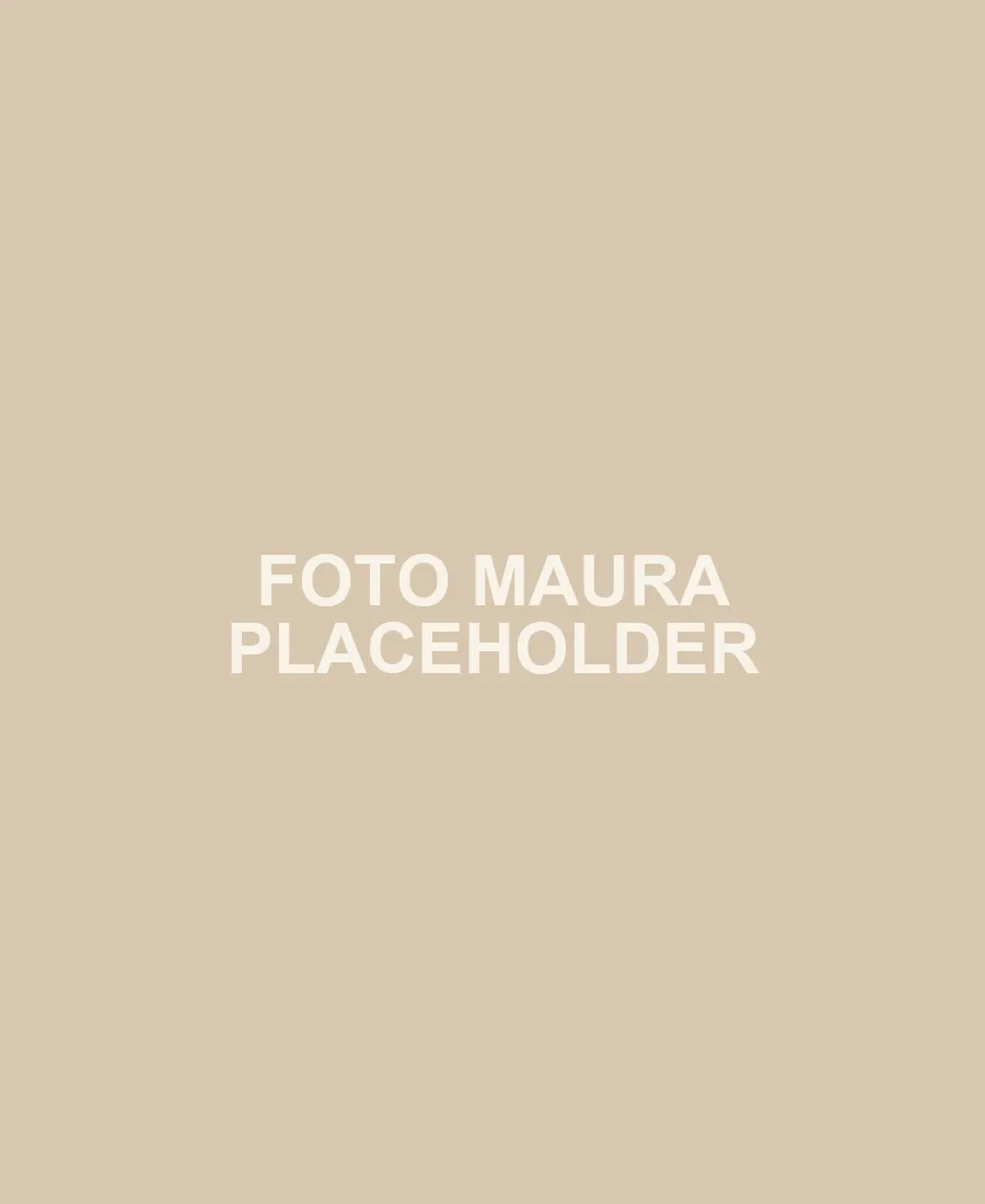 Portrait of Maura Brunkow Moser